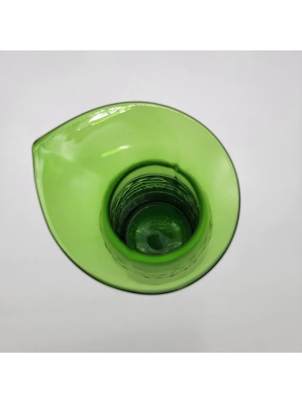 Vintage Pier 1 Emerald Green Glass Fauna Carafe